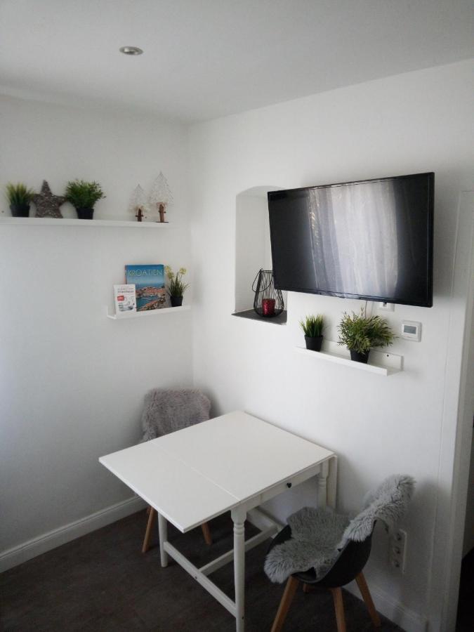 Gemuetliche 1 Zimmer Ferienwohnung لودفيغسبرغ المظهر الخارجي الصورة